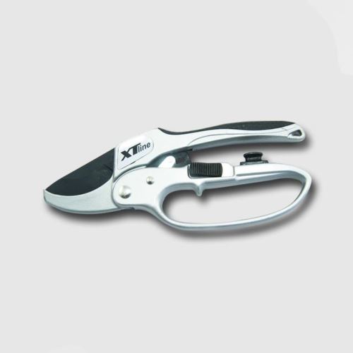 Jednoruční nůžky XTline XT93096, Nůžky zahradnické s rohatkou kovové SK5 205mm 3130-3 Winland